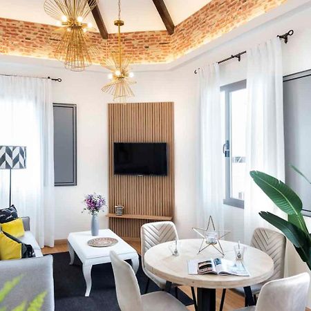 Apartamento Familiar Nuevo De Diseno En La Mejor Zona De Triana, Parking Included Séville Extérieur photo